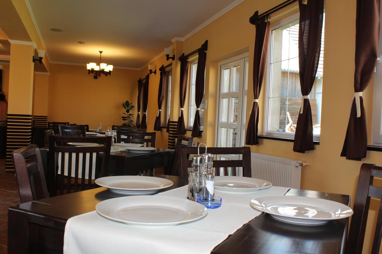 Gyongyvirag Panzio Bed & Breakfast Turia ภายนอก รูปภาพ