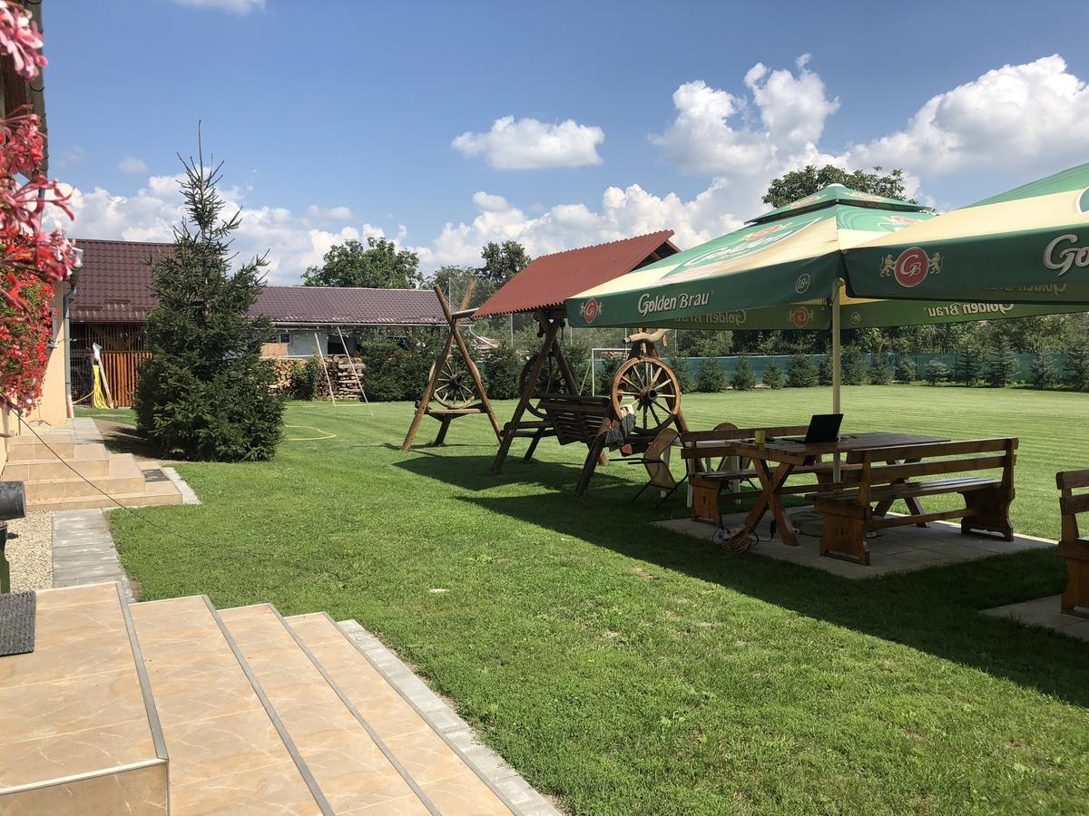 Gyongyvirag Panzio Bed & Breakfast Turia ภายนอก รูปภาพ